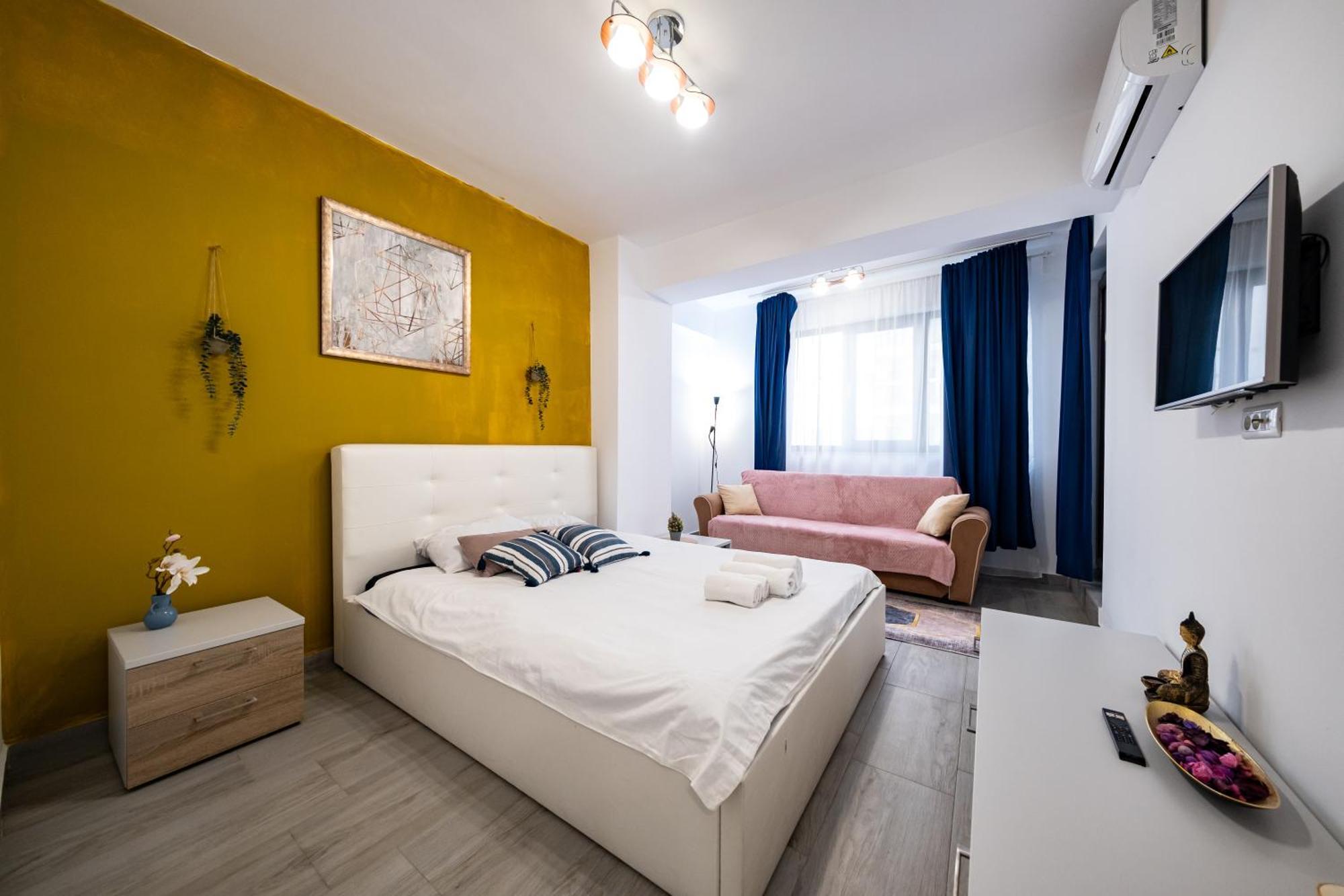 The Golden Studio - With Free Gym Bucureşti Ngoại thất bức ảnh
