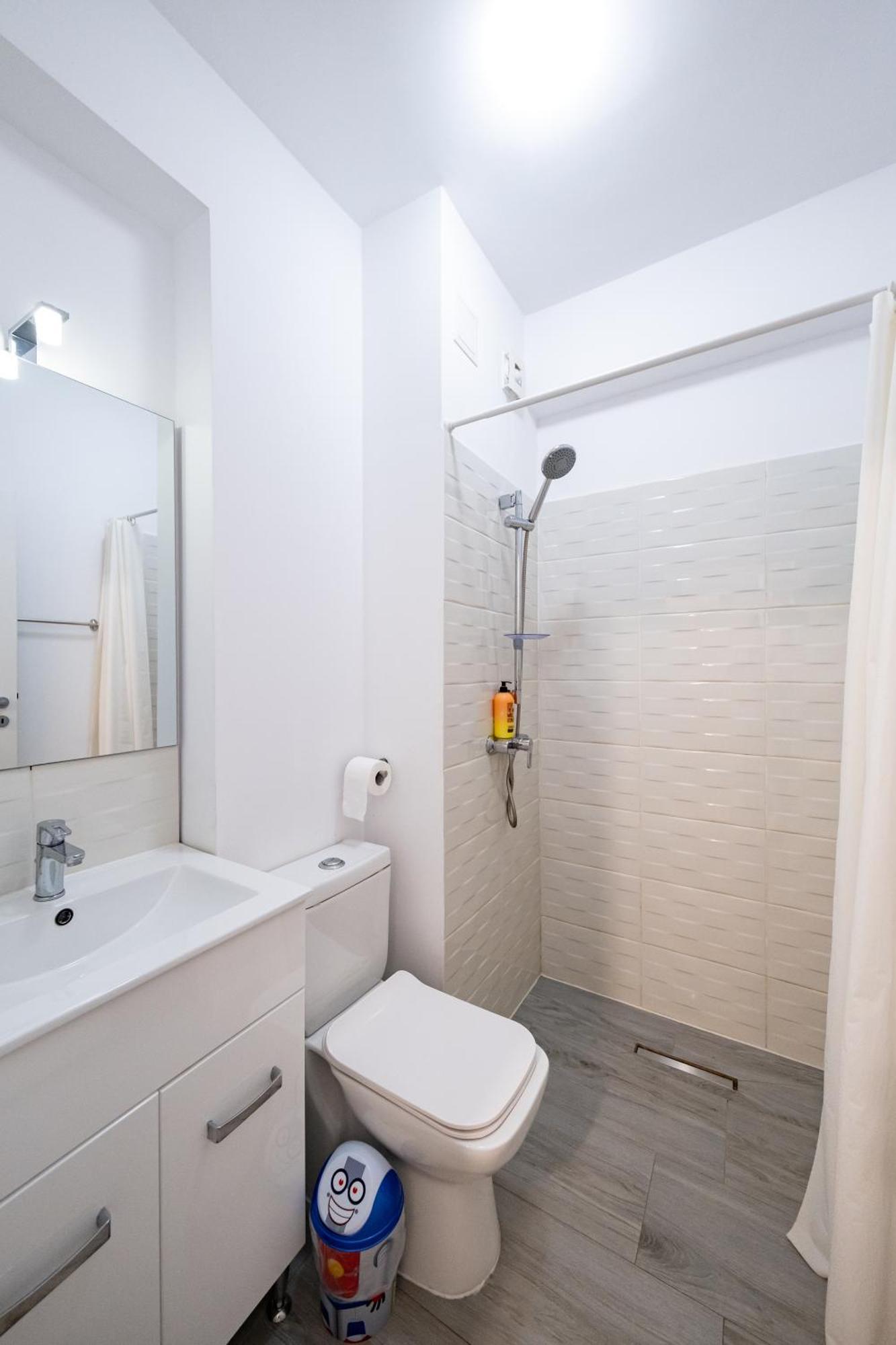 The Golden Studio - With Free Gym Bucureşti Ngoại thất bức ảnh